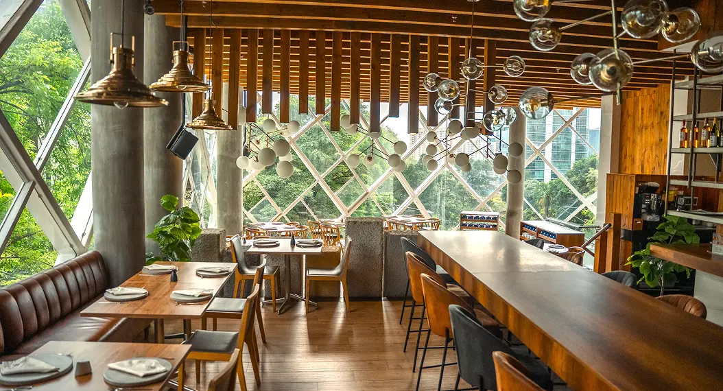 V Grand Hotel Medellín - Purpose 1