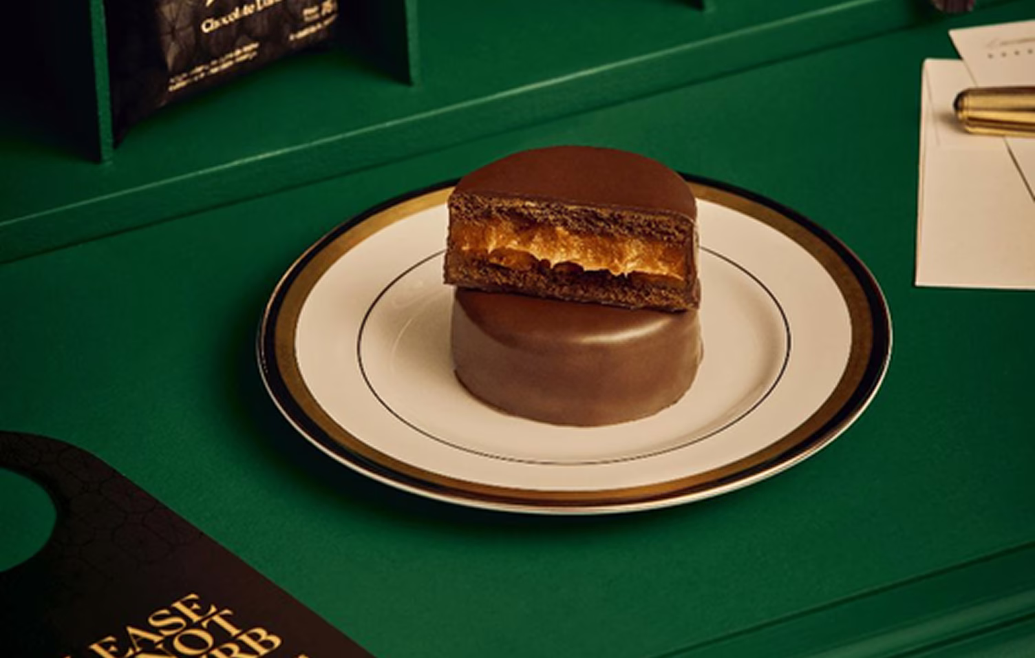 V Grand Midnight v-grand-midnight-5.avif