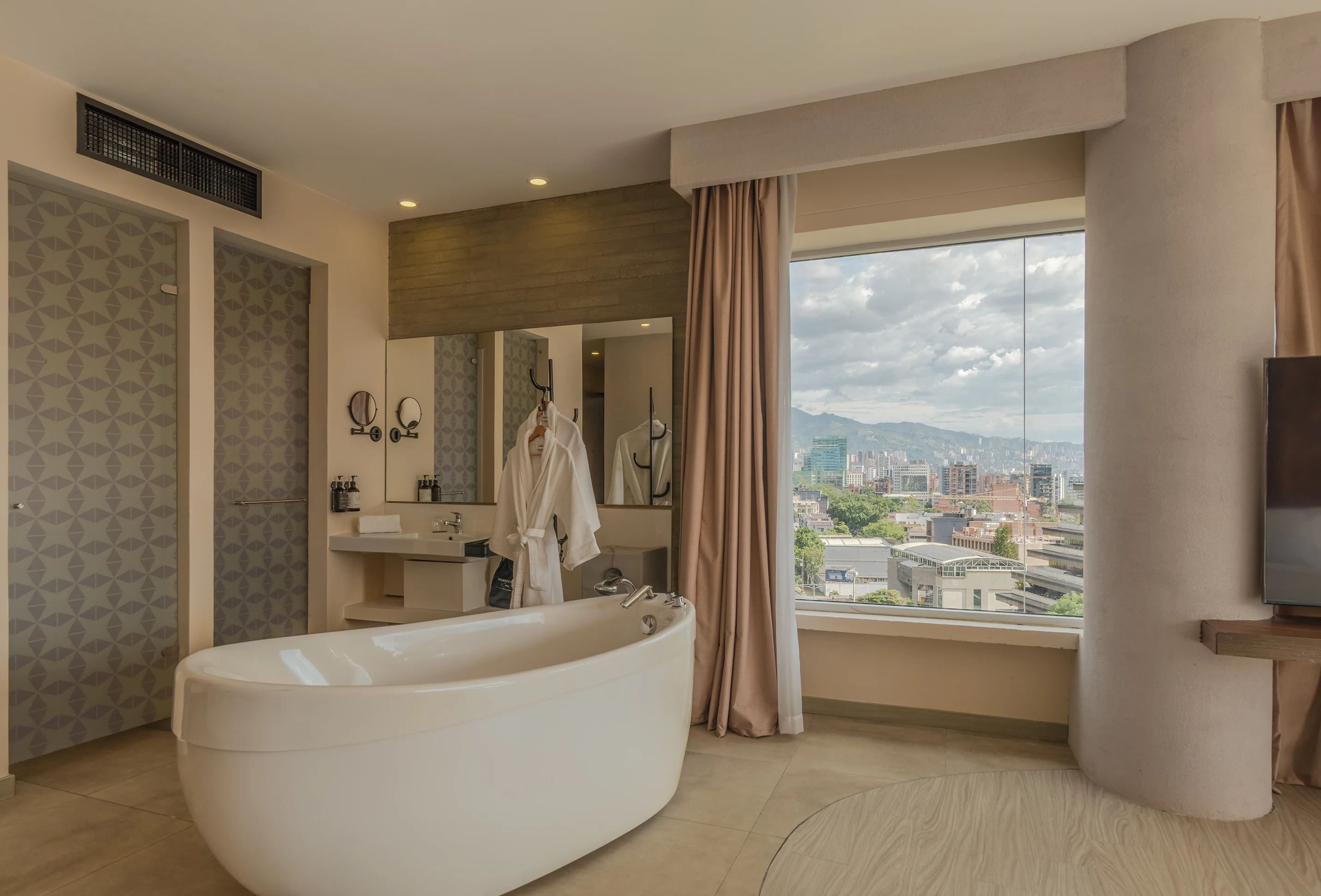 Grand View - imagen 1